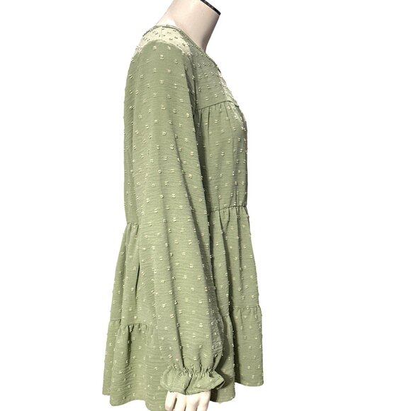 CCC Green Long Sleeve Tiered Midi Dress Textured Dot Pattern Ruffle Cuffs Mediu - Picture 4 of 8